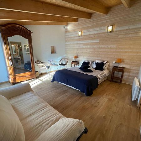 Bed and Breakfast Logis Saint Leonard Dompierre-sur-Mer Екстер'єр фото
