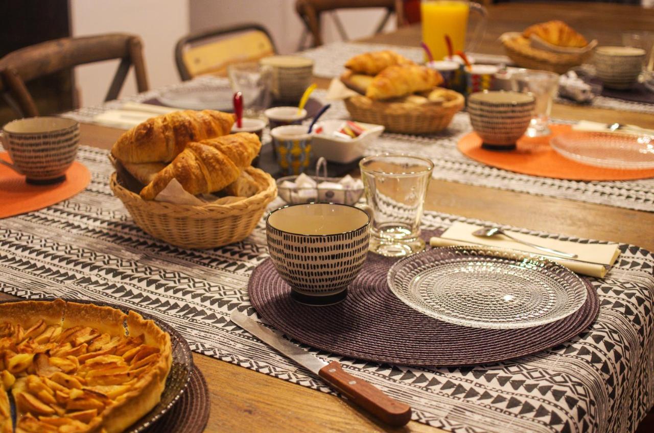 Bed and Breakfast Logis Saint Leonard Dompierre-sur-Mer Екстер'єр фото
