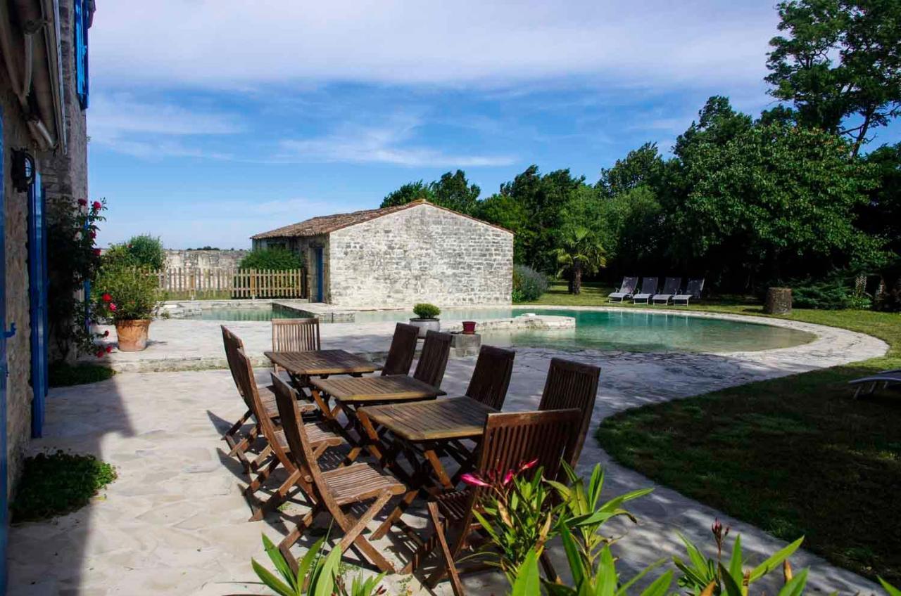 Bed and Breakfast Logis Saint Leonard Dompierre-sur-Mer Екстер'єр фото
