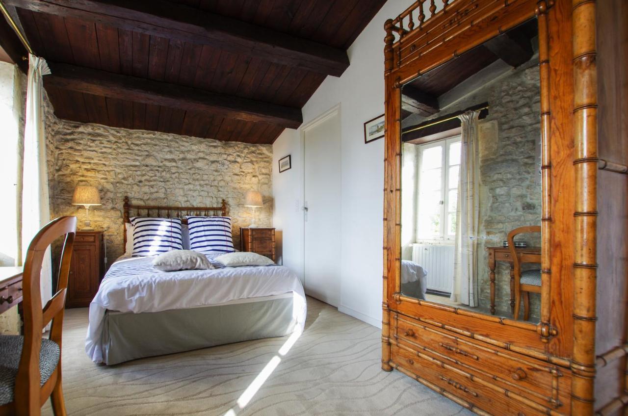 Bed and Breakfast Logis Saint Leonard Dompierre-sur-Mer Екстер'єр фото