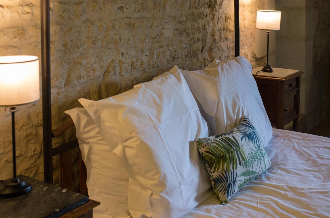 Bed and Breakfast Logis Saint Leonard Dompierre-sur-Mer Екстер'єр фото