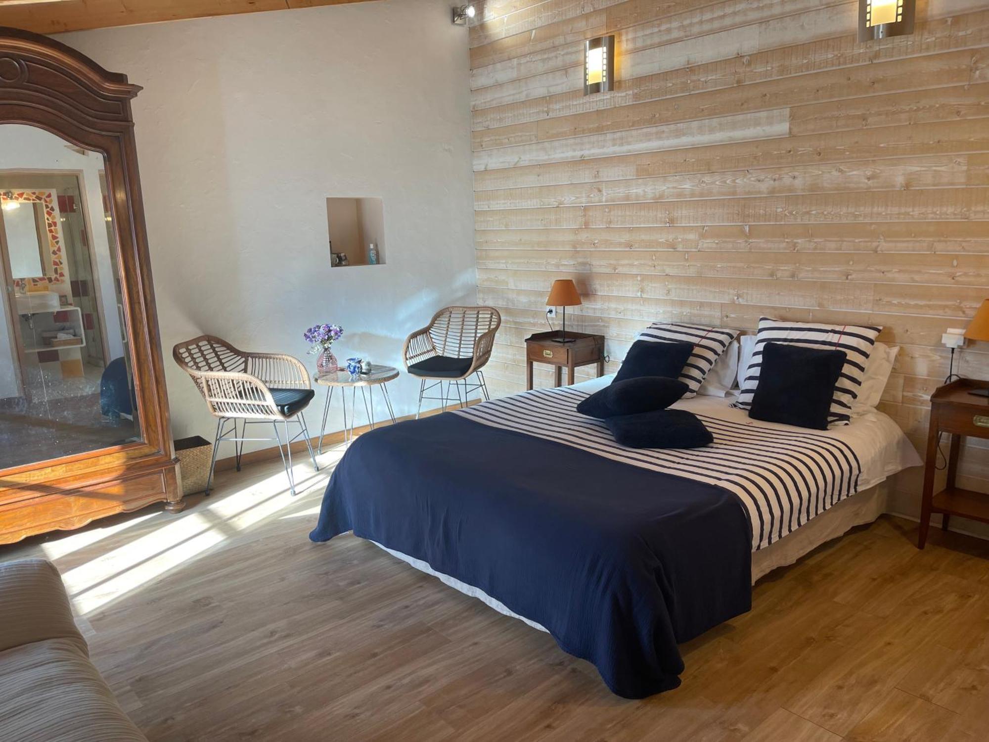 Bed and Breakfast Logis Saint Leonard Dompierre-sur-Mer Екстер'єр фото